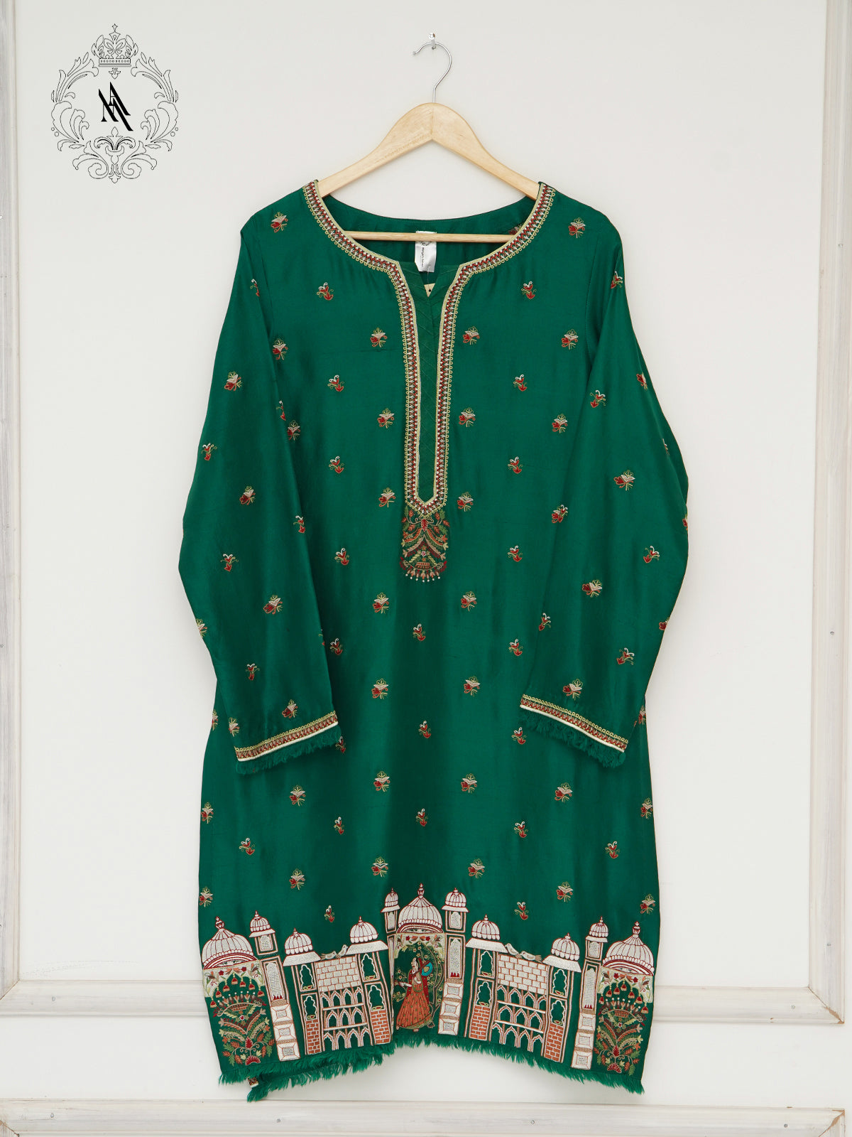 Kurta | Embroidered