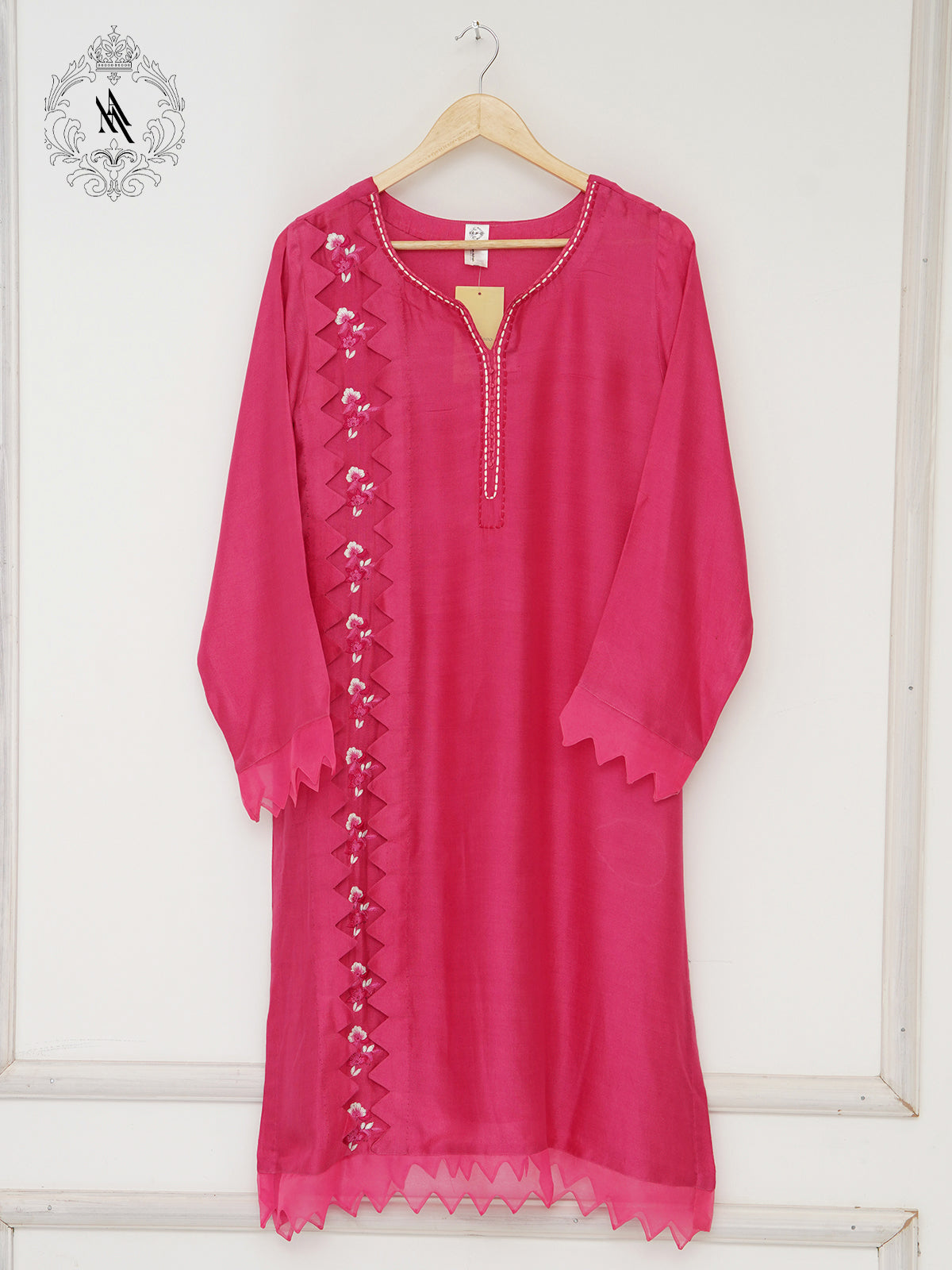 Kurta | Embroidered